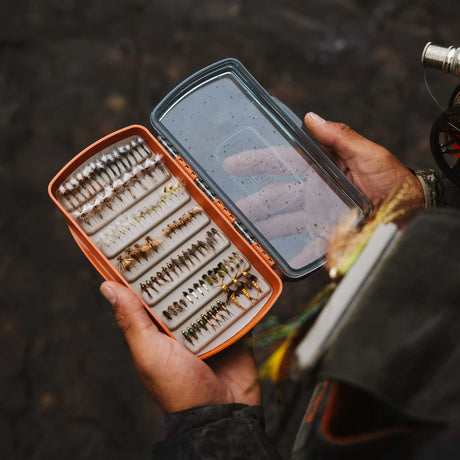 Tacky Pescador Fly Box - Medium - Clear with flies