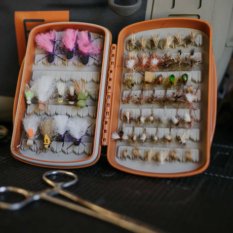 Tacky Pescador Fly Box - Small with flies